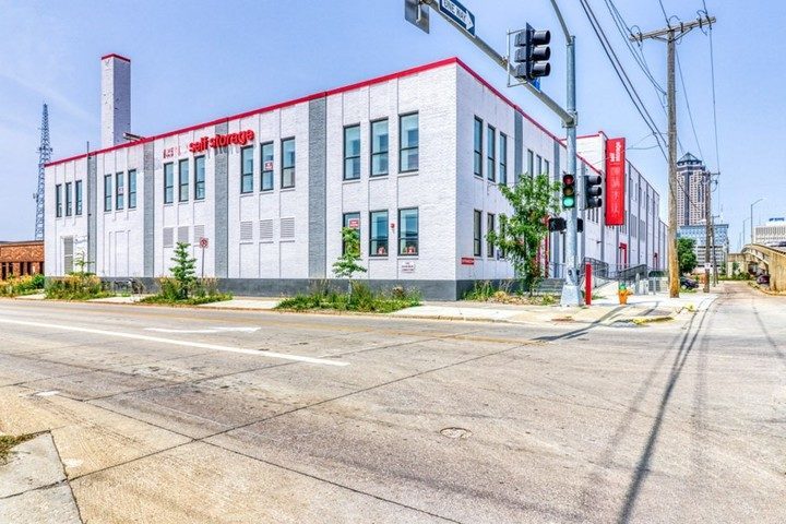 StorageMart at 334 SW 8th Street, Des Moines IA 50309